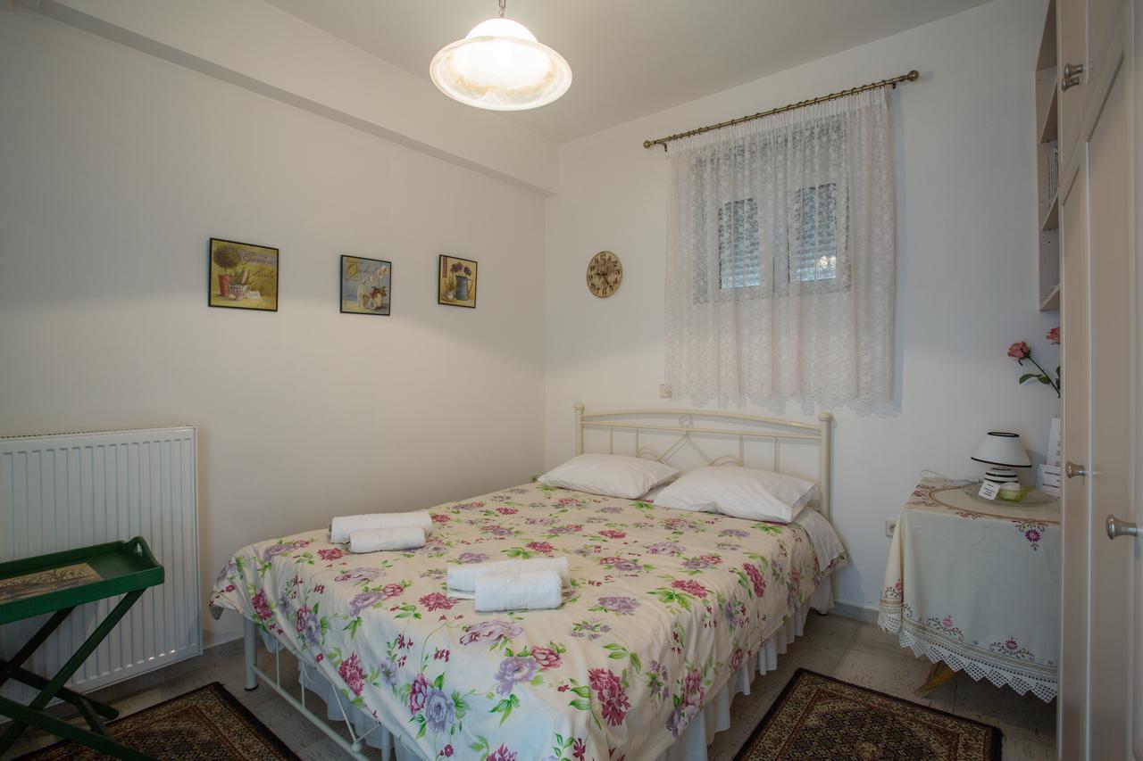 Studios Theodore Каламата Екстериор снимка