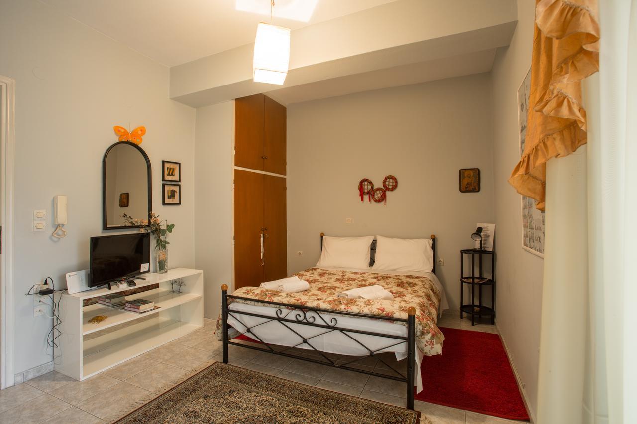 Studios Theodore Каламата Екстериор снимка